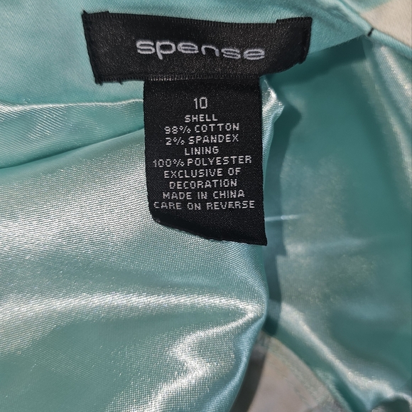 Floral knee length dress - Picture 8 of 8